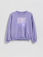 Bluzki dla dziewczynek - Reserved - Bawełniana bluza z nadrukiem - fioletowy - miniaturka - grafika 1