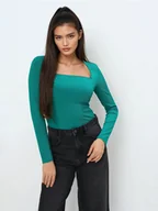 Bluzki damskie - Mohito - Dopasowana turkusowa bluzka - zielony - miniaturka - grafika 1