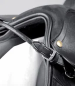 Akcesoria jeździeckie - Waldhausen Uchwyt do siodła - miniaturka - grafika 1