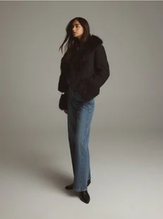 Reserved - Kurtka ze sztucznym futerkiem - czarny - Płaszcze damskie - miniaturka - grafika 1