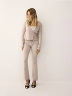 Spodnie damskie - Reserved - Strukturalne spodnie - beżowy - miniaturka - grafika 1