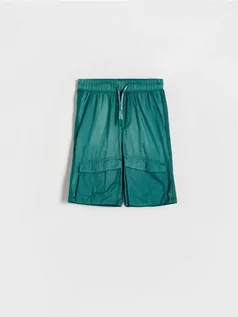 Spodnie i spodenki dla chłopców - Reserved - Szorty z kieszeniami - zielony - grafika 1