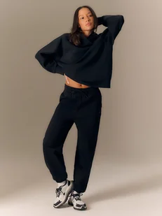 4F Spodnie dresowe joggery damskie - czarne XL - Spodnie sportowe damskie 4F Spodnie dresowe joggery damskie - czarne XL - Spodnie sportowe damskie - miniaturka - grafika 1