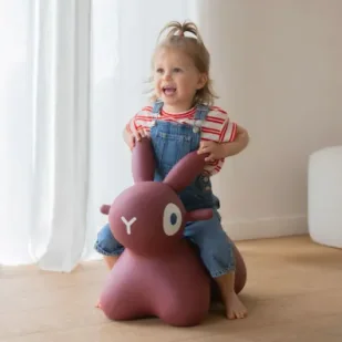 Skoczek Hoppi Bunny Burgundy Quut - Pchacze Skoczek Hoppi Bunny Burgundy Quut - Pchacze - miniaturka - grafika 1