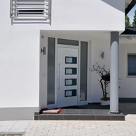 Dekoratorstwo - vidaXL Drzwi wejściowe, białe, 100x210 cm, aluminium i PVC - miniaturka - grafika 1