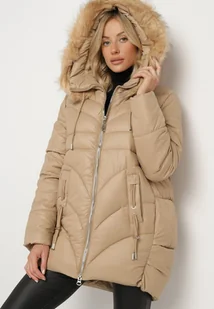 Beżowa Pikowana Kurtka o Trapezowym Kroju z Kapturem i Odpinanym Futerkiem Deolaine - Kurtki damskie - miniaturka - grafika 1
