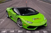 Czasopisma - Co-drive Lamborghini Huracan po torze dla dziecka - miniaturka - grafika 1