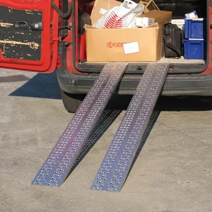 METALMEC Szyny najazdowe, para, długość 2000 mm, szerokość 200 mm, nośność 400 kg M030B2HS/20 - Pozostałe wyposażenie warsztatu - miniaturka - grafika 1