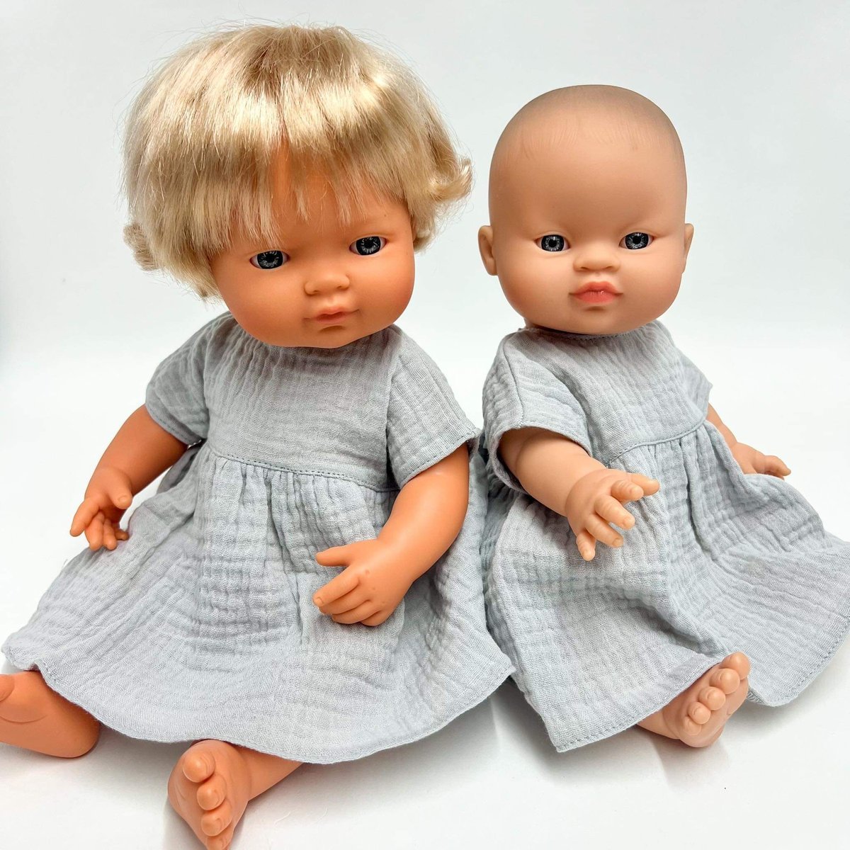 Sukienka Z Muślinu/Przytullale Dla Miniland 38 Cm I Paola Reina, Szara