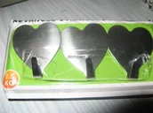 Wieszaki łazienkowe - WIESZAK HACZYK SAMOPRZYLEPNY-SERCE 3 szt - miniaturka - grafika 1