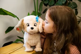 TM Toys Interaktywny piesek labrador Meggy - Maskotki i pluszaki - miniaturka - grafika 7