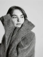 Moda i Uroda OUTLET - Reserved - Sweter z moherem i wełną - szary - miniaturka - grafika 1