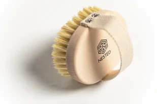 Szczotka do ciała z tampico krótka Nested - Rękawice i gąbki do kąpieli - miniaturka - grafika 3