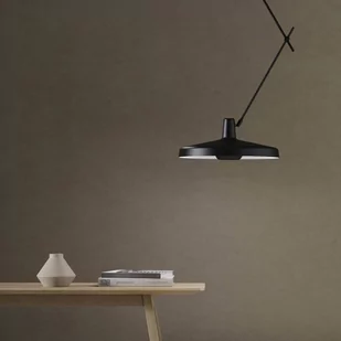 GRUPA Arigato sufitowa 1-pkt. 140cm Ø45cm czarna - Lampy sufitowe - miniaturka - grafika 3