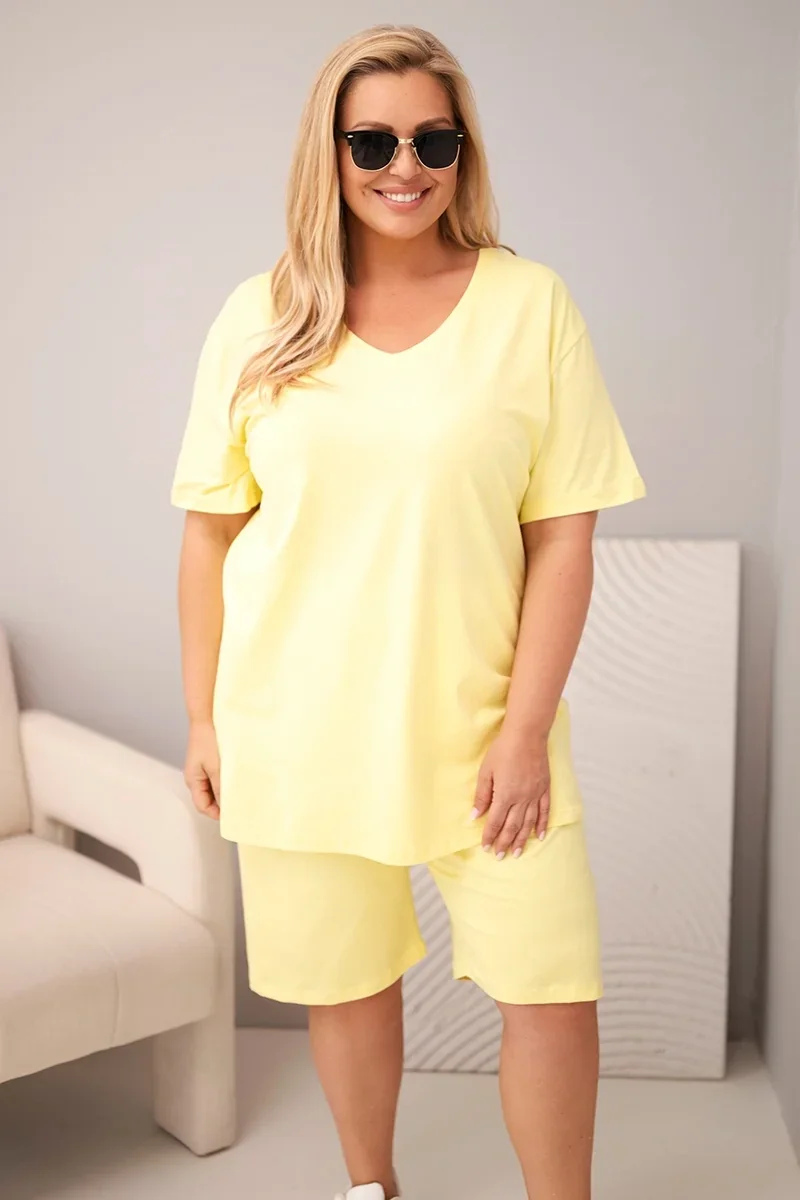 Żółty komplet damski plus size z bawełny z bluzką i spodenki