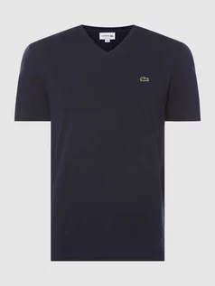 Koszulki męskie - T-shirt o kroju Regular Fit z dekoltem w serek - grafika 1