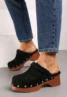 Klapki i japonki damskie - Czarne Klapki Typu Mule na Grubej Podeszwie z Barankiem i Ćwiekami Cretinea - miniaturka - grafika 1