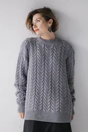 Swetry damskie - Sweter z warkoczami, szary - miniaturka - grafika 1