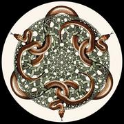 Przyborniki na biurko - SZKLANY PRZYCISK DO PAPIERU Węże - Escher - Parastone - miniaturka - grafika 1