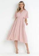 Sukienki - Ciemnoróżowa Rozkloszowana Sukienka Midi z Kopertowym Dekoltem i Gumką w Talii Muntani - miniaturka - grafika 1