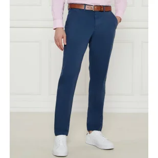 Tommy Hilfiger Satynowe spodnie chino HARLEM Tapered fit - Spodnie męskie - miniaturka - grafika 1