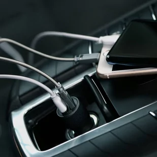 Remax Retour Series RCC221 ładowarka samochodowa 2x USB QC3.0 Quick Charge 3.0 2.4A 30W szary - Ładowarki samochodowe - miniaturka - grafika 3