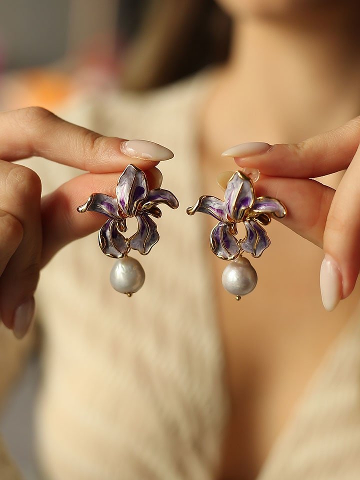 Pierres delicates Pozłacane kolczyki-wkrętki z perłami