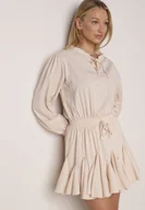 Sukienki - Beżowa Rozkloszowana Sukienka z Wiskozą Zdobiona Falbanami i Wiązaniem Lerienatia - miniaturka - grafika 1