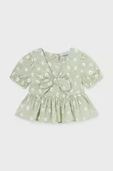Bluzki dla dziewczynek - Mayoral bluzka bawełniana niemowlęca kolor zielony wzorzysta - miniaturka - grafika 1