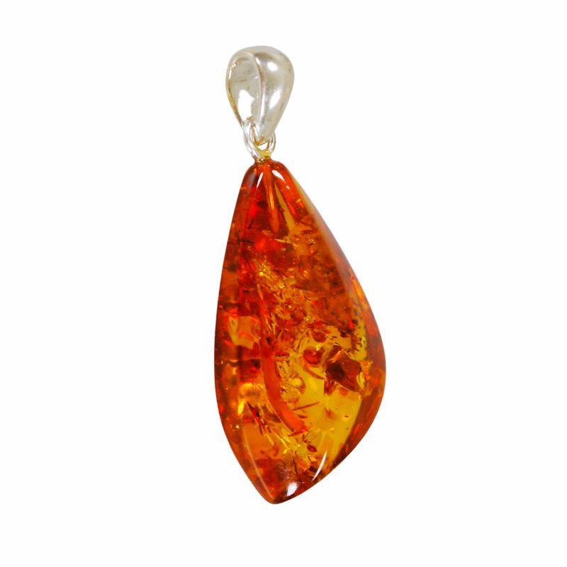 Wisior z koniakowego bursztynu