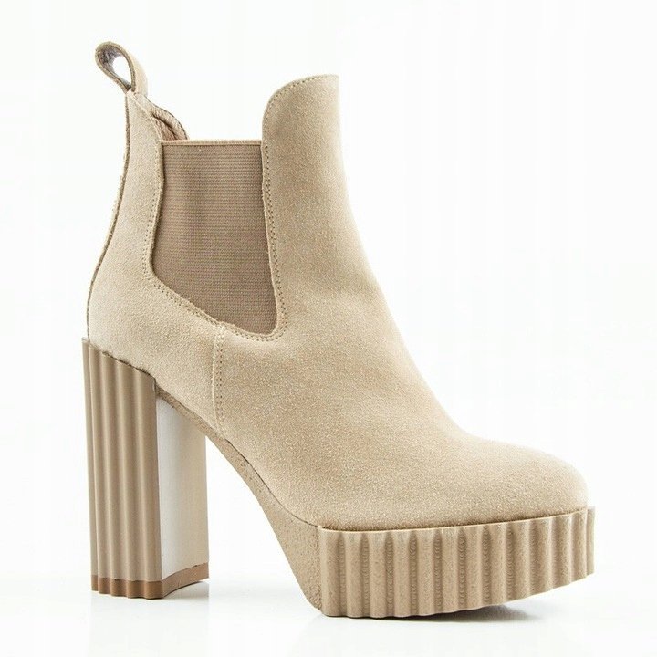 BOTKI CARINII B8758-O17 BEŻOWE SKÓRA ZAMSZOWA R.38