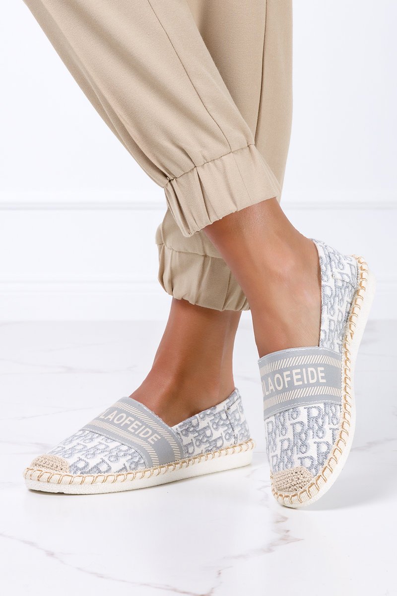 Szare espadryle z napisami slip on Casu NB538P-37