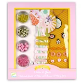 Pozostałe akcesoria dla plastyków - Djeco Zestaw do tworzenia biżuterii Perły i kwiaty - miniaturka - grafika 1