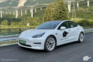 Jazda zapoznawcza Tesla Model 3 - Poznań - Vouchery - miniaturka - grafika 1