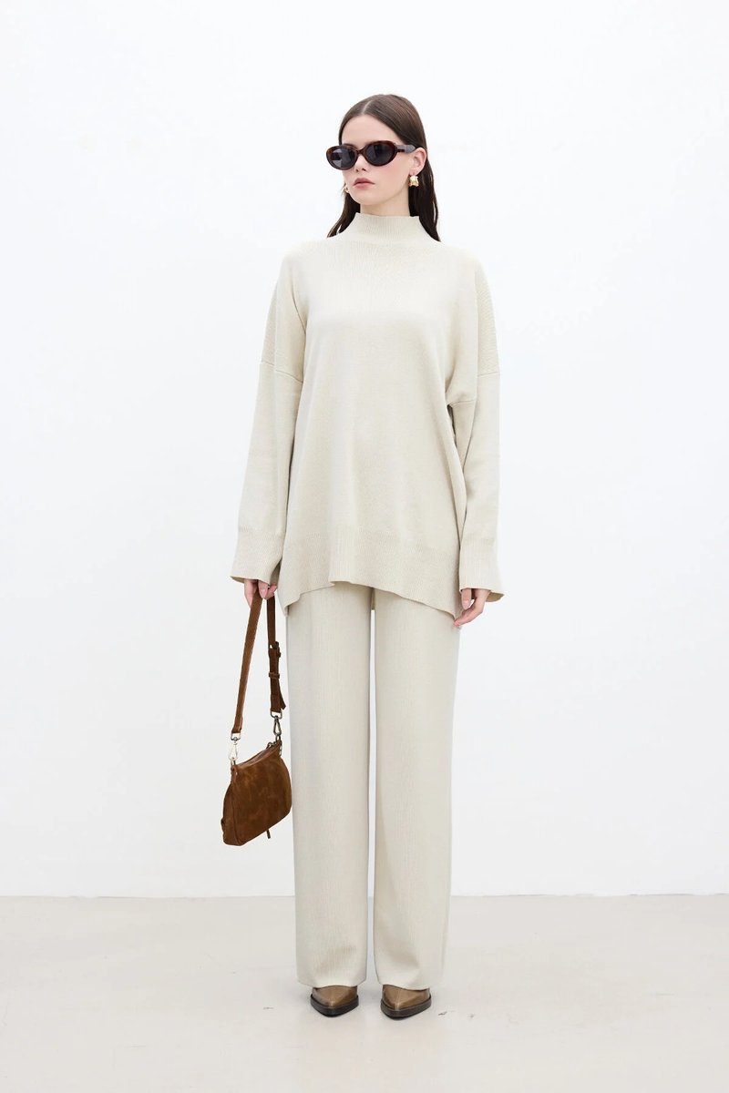 SWETER DAMSKI BEŻOWY DŁUGI LUŹNY GOLF 50 BAWEŁNA 50 AKRYL S/M 5HA*