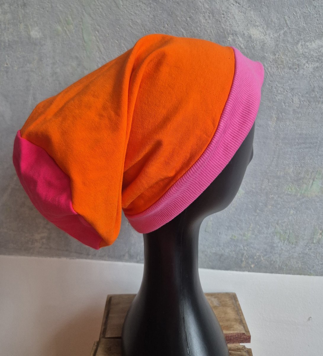 Czapka Smerfetka pomarańczowo-różowa