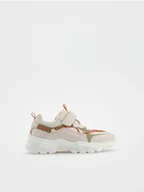 Buty dla chłopców - Reserved - Sneakersy na rzepy - beżowy - miniaturka - grafika 1