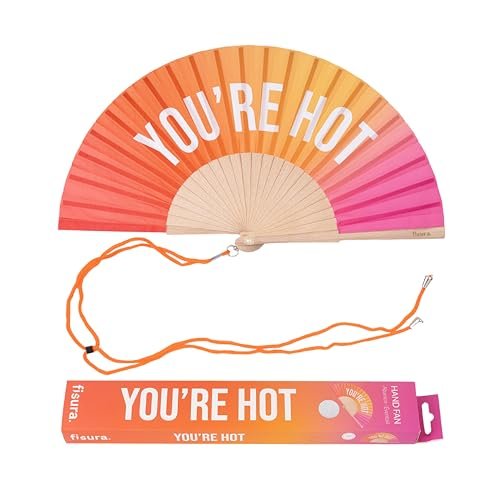 Fisura – Oryginalny wachlarz z napisem “you are hot”, modny i stylowy. Drewniany model z różowo-pomarańczowym gradientem. W zestawie pasek do zawieszenia. Wymiary: 42,5 x 23 cm