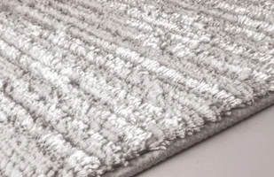 Kleine Wolke Glow Dywanik Łazienkowy Oyster Szary 60X100 Cm - Dywaniki łazienkowe Kleine Wolke Glow Dywanik Łazienkowy Oyster Szary 60X100 Cm - Dywaniki łazienkowe - miniaturka - grafika 1