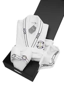Szlafroki męskie - Soft Cotton Męski szlafrok MARINE MAN w ozdobnym opakowaniu + ręcznik + kapcie Biały L + kapcie (42/44) + ręcznik + box 20351set - miniaturka - grafika 1