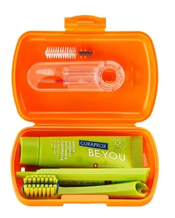 Curaprox Travel Set Ortho - zestaw pomarańczowy - Zestawy kosmetyków damskich - miniaturka - grafika 1