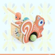 Zabawki interaktywne dla dzieci - Djeco Drewniana wbijanka przebijak z młoteczkiem wiewiórka DJ06124 - miniaturka - grafika 1