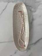 Naszyjniki - Handmade naszyjnik z naturalnych pereł z różową maliną koraliki 2w1 - miniaturka - grafika 1