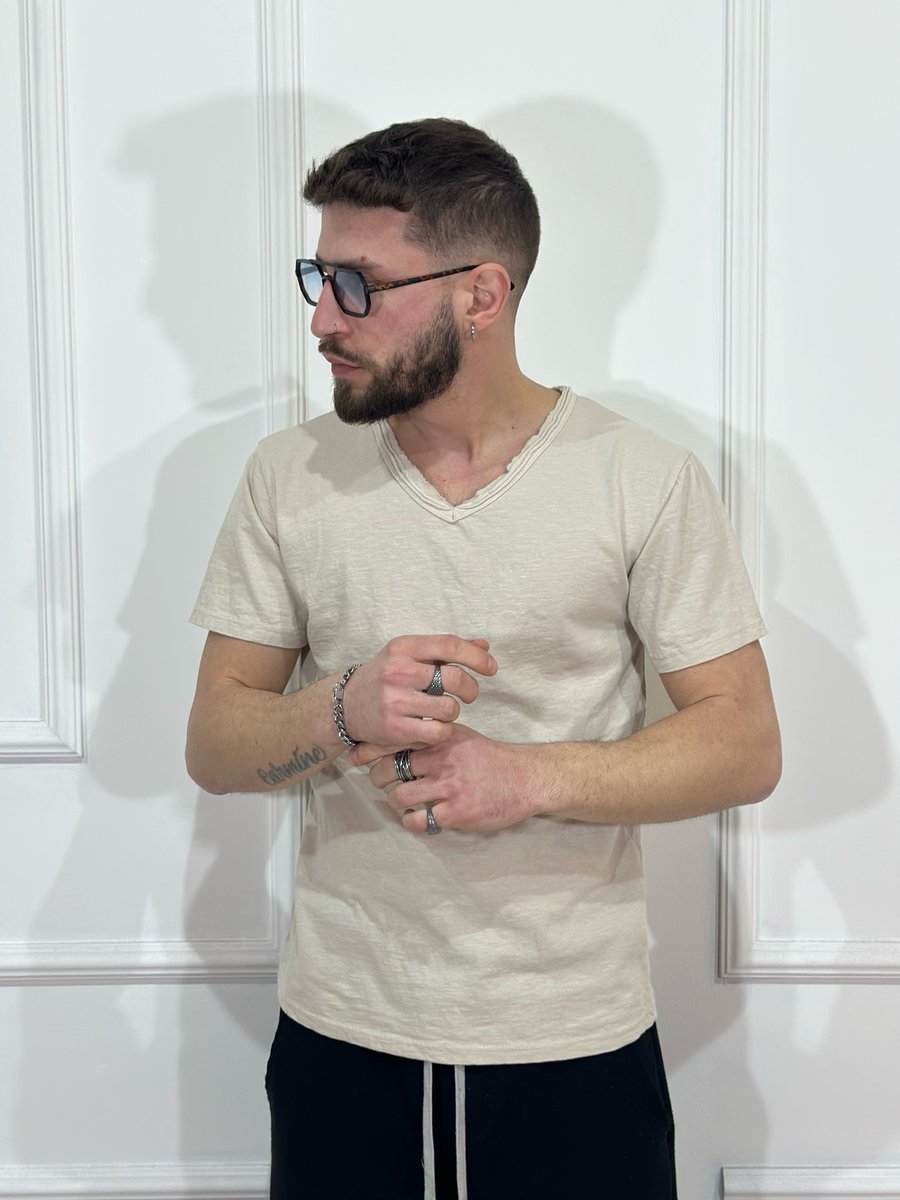 Bawełniana Koszulka Z Dekoltem W Serek - Beżowy Xxl