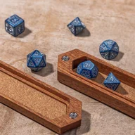 Akcesoria do gier planszowych - Rpg Dice Box, pudełko na wszystkie kości, sapelli Q-Workshop - gra - miniaturka - grafika 1