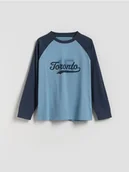 Bluzki dla chłopców - Reserved - Bawełniany longsleeve z nadrukiem - jasnoniebieski - miniaturka - grafika 1