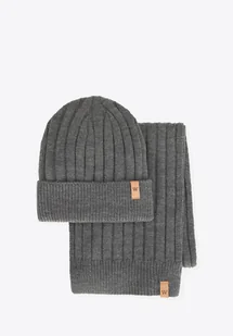 Komplet zimowy: czapka i szalik w prążkowany wzór szary - Apaszki i szaliki męskie - miniaturka - grafika 1