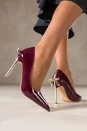 Czółenka - Bordowe czółenka damskie szpilki lakierowane złoty obcas z kokardą Carla BQB077 - miniaturka - grafika 1