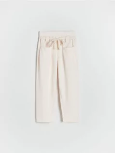 Spodnie i spodenki dla dziewczynek - Reserved - Spodnie z wiskozą - złamana biel - grafika 1