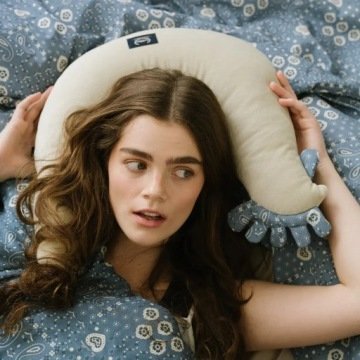 La Millou Poduszka Kura Babci Dany Velvet Bawełna BANDANA DENIM